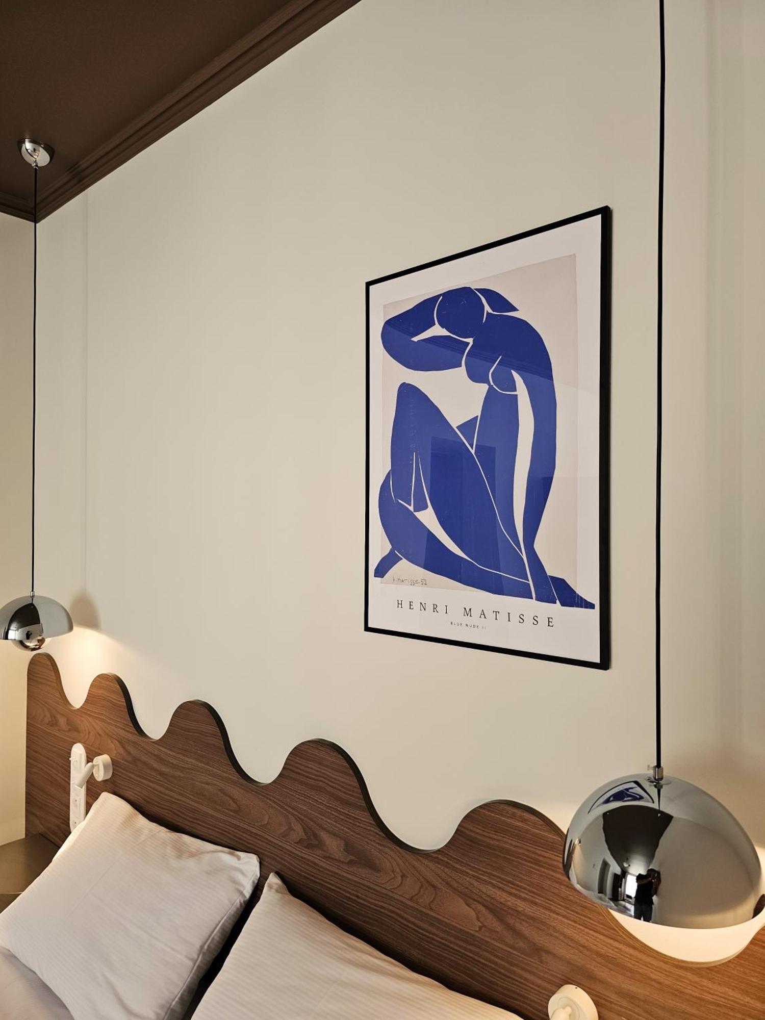 Wine Apartment